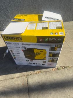 4500/3250-Watt Recoil Start Gasoline/Propane Powered Dual Fuel Inverter Generator with Quiet Technology and CO Shield