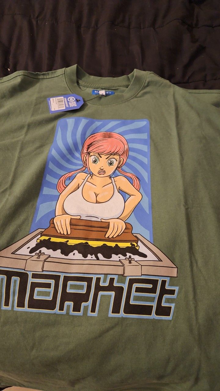 Market Tee Size Large