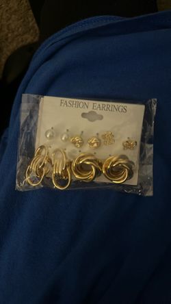 FASHION EARRINGS