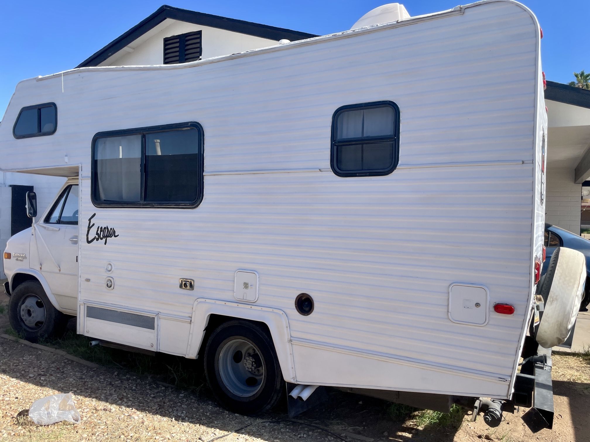 1989 Damon Chevy RV