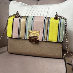 Crossbody purse