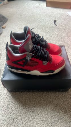 Air Jordan 4 Toros Size 10.5