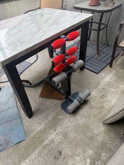 Table & Chairs