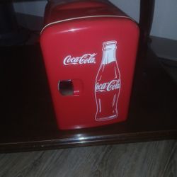 Coca-Cola Classic Coke Bottle Mini Fridge