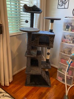 Brand New cats tree