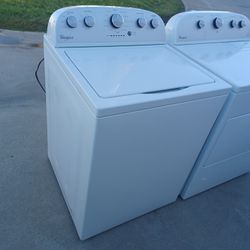 Whirlpool Washer And Gas Dryer 