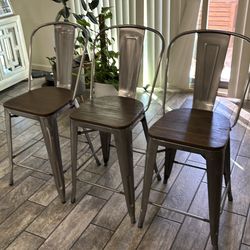 3 kitchen bar stools $150