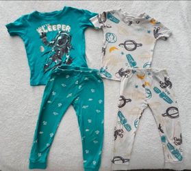✅️ Toddler Boy 4pc Astronaut Pajama Set• Size 3T• Good Condition• $5firm
