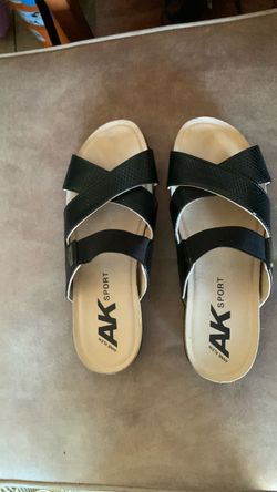 Household General Woman’s Anne Klein Sandals