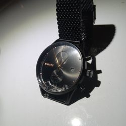 MVMT VOYAGER WATCH  BLACK N ROSE GOLD