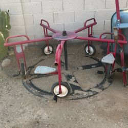 Circle Cycle or Merry-Go-Cycle