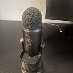 Yeti Mic Black