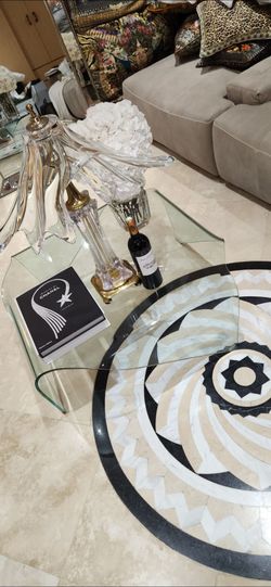 Designer table Paid thousands $500 takes it
