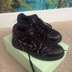 Off white stitch Black