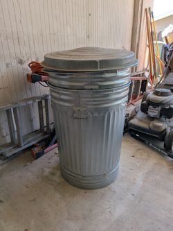 Metal Trash Cans x2