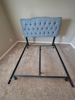 Tufted velvet Queen headboard 
With boxspring and Hollywood bed frame 
Pick up between September 20 and 25th