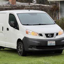 2017 Nissan Nv200