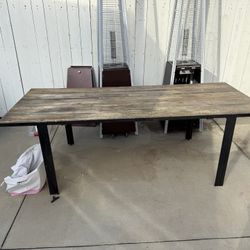 HD Buttercup Dining Room Table 
