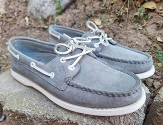 Fabulous Womens 7.5 Sperry Gray Suede 2 Eyed Boat Shoes