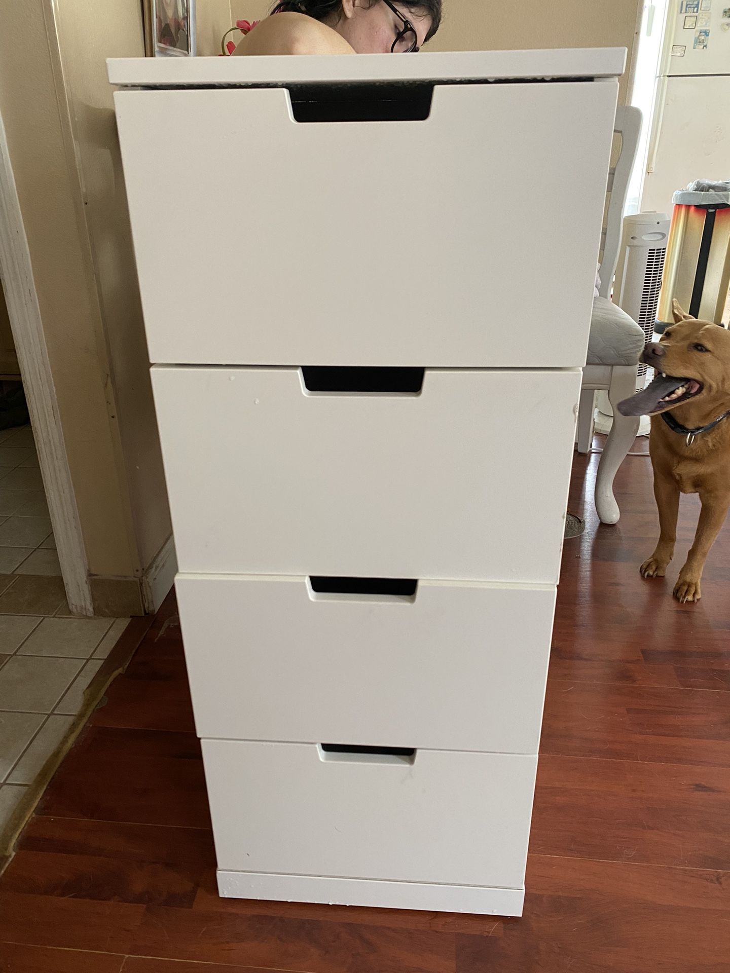 Ikea 4 Drawer Filing Cabinet/Dresser White Read