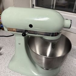 Mint Green kitchen Aid Mixer 