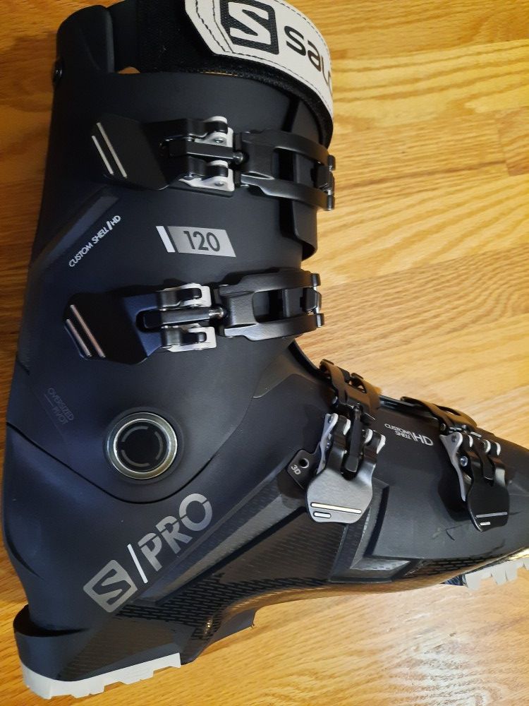 2023 Salomon S/Pro 120 GW size 30.5 Ski Boots