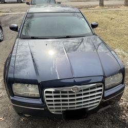 2005 Chrysler 300 Limited Touring 