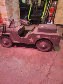 Vintage Structo Army Jeep