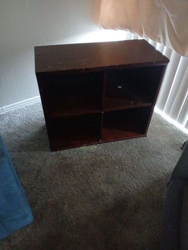 4 Cubby Shelf