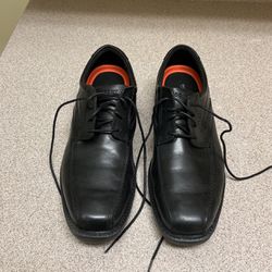 Men’s Dress Shoes Size 9