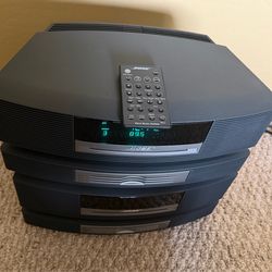 Bose Wave Music System CD AM/FM Radio With Multi-CD Changer & Remote Control