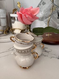 Teatime Ceramic Bid Vase/ Florero De Cerámica Para El Té