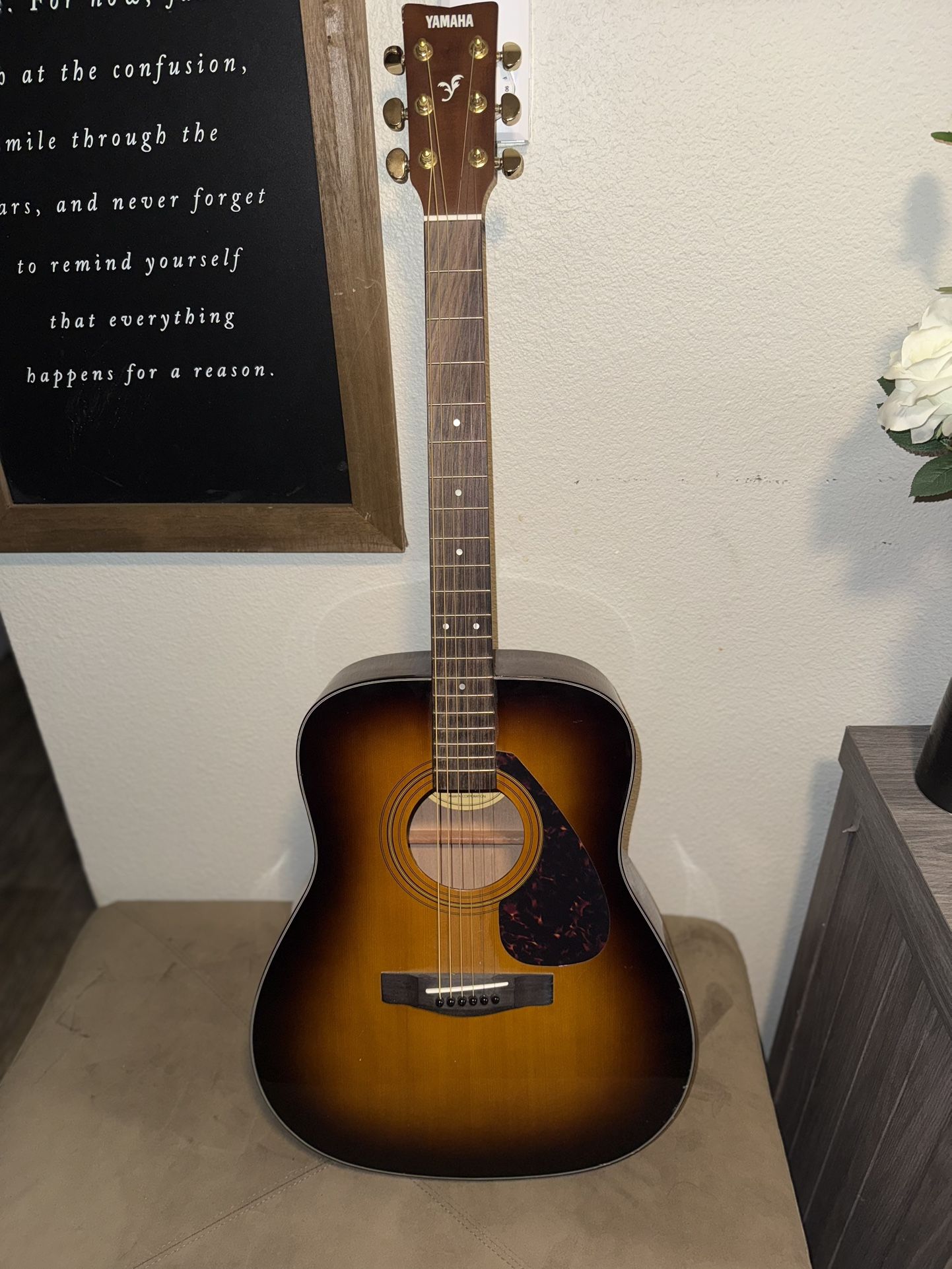 Yamaha Acoustic Guitar