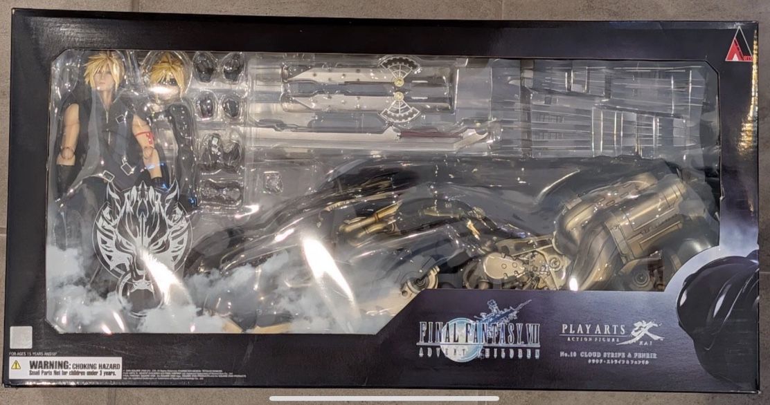 Play Arts Kai Cloud And Fenrir