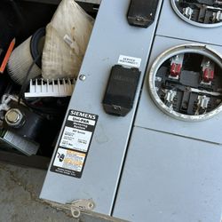 Siemens WEP2211 Uni-PAK Metering Panel – 2-Gang, 200A, Ring-Type, EUSERC Rated