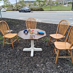 4 Oak Chairs and Table 