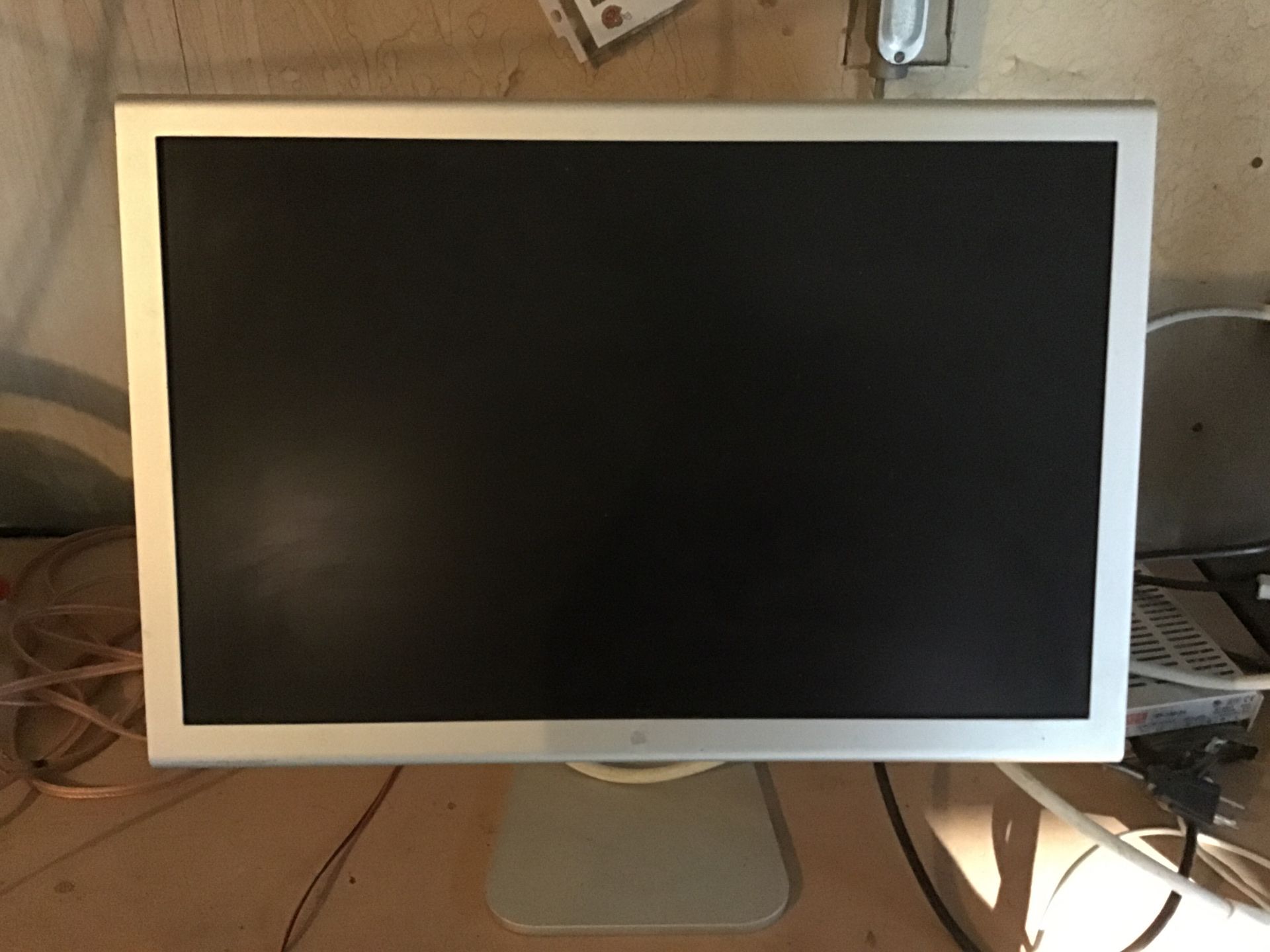 Apple Monitor