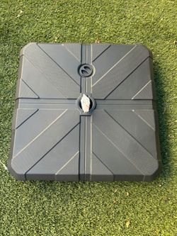 HDPE filable cantilever umbrella base stand color: black