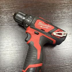 Milwaukee 2407-20 M12 12V Li-ion 3/8" Drill/Driver with BATTERY