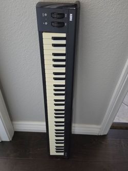 Korg Midi keyboard  (88 mini keys)