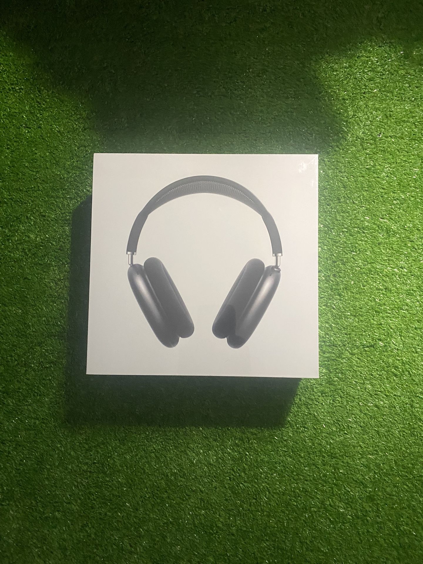 AirPods Maxes