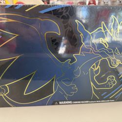 Pokemon Trading Card Game: Mega Charizard X ex Ultra Premium Collection