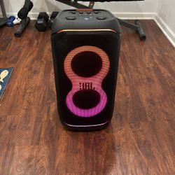 JBL PartyBox Stage 320