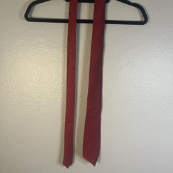 David Donahue Red Silk Tie - 63 inch long