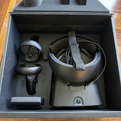 VR Headset - Oculus Rift S 