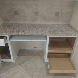 Computer Desk Whit Granite 