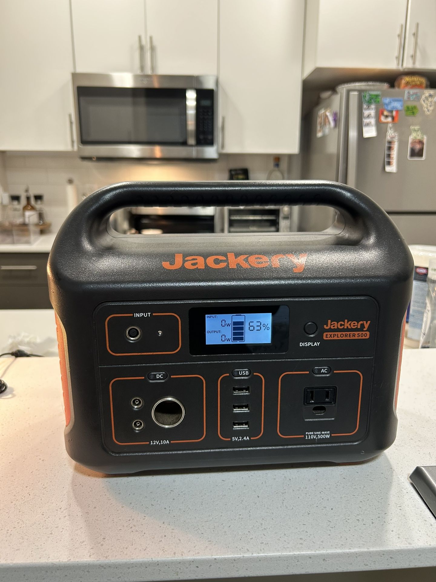 Jackery Explorer 500 W/ Charger 