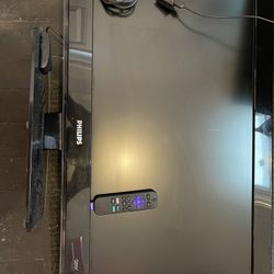 Phillips Hdtv 32” With Roku