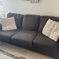 2 ashley couches