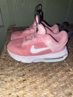 Pink  baby/toddler Nike shoes